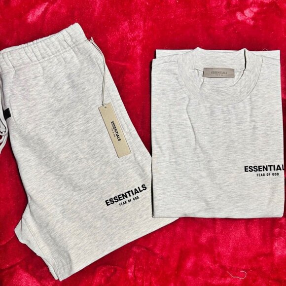 Essentials Large Light oat set Shorts and tee
